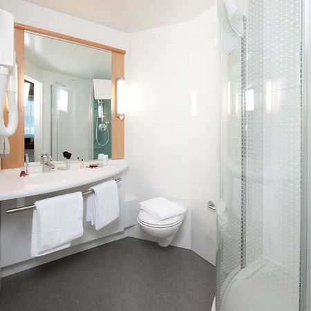 Hotel ibis Genève Centre Nations Esterno foto