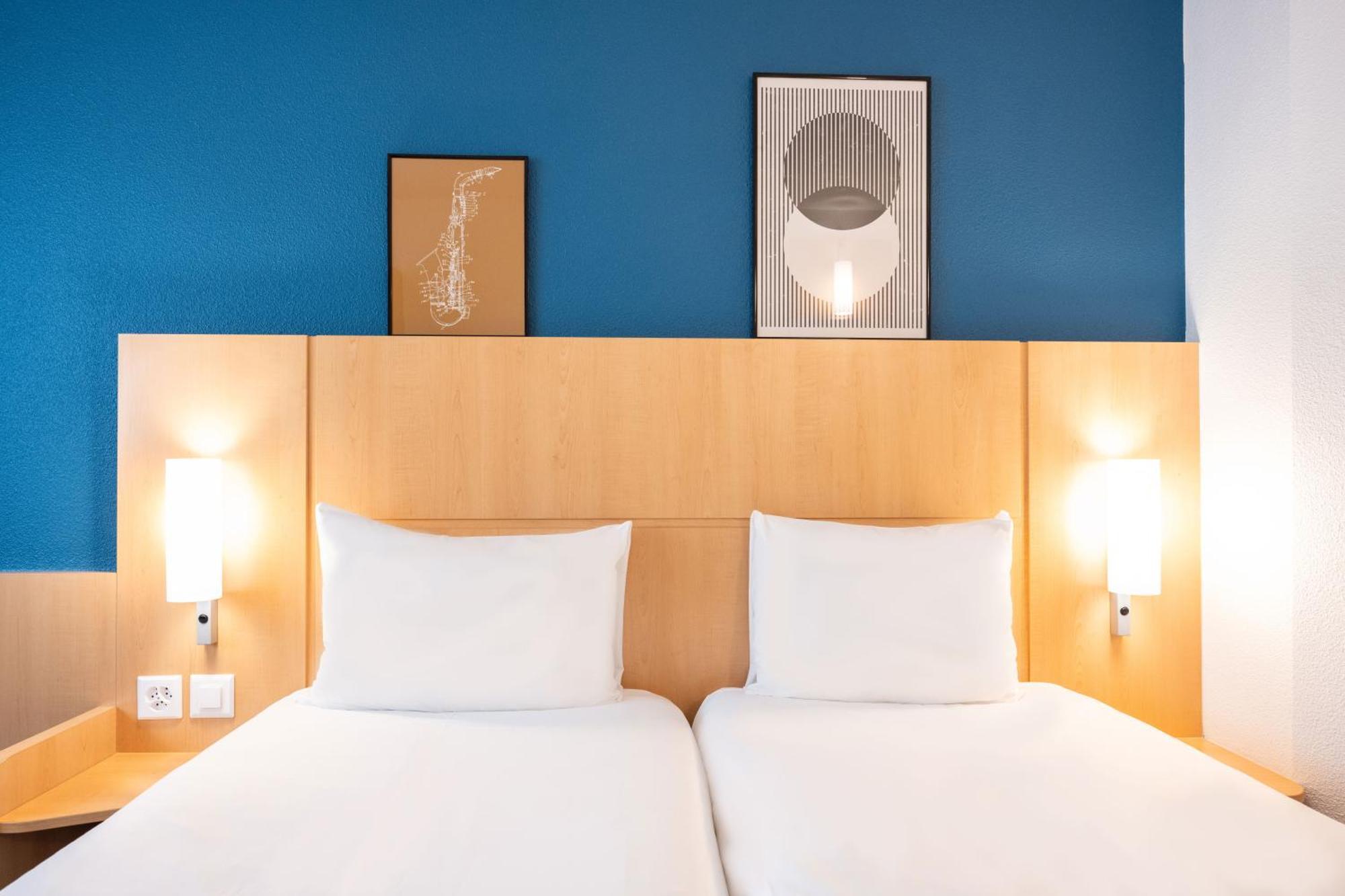 Hotel ibis Genève Centre Nations Esterno foto