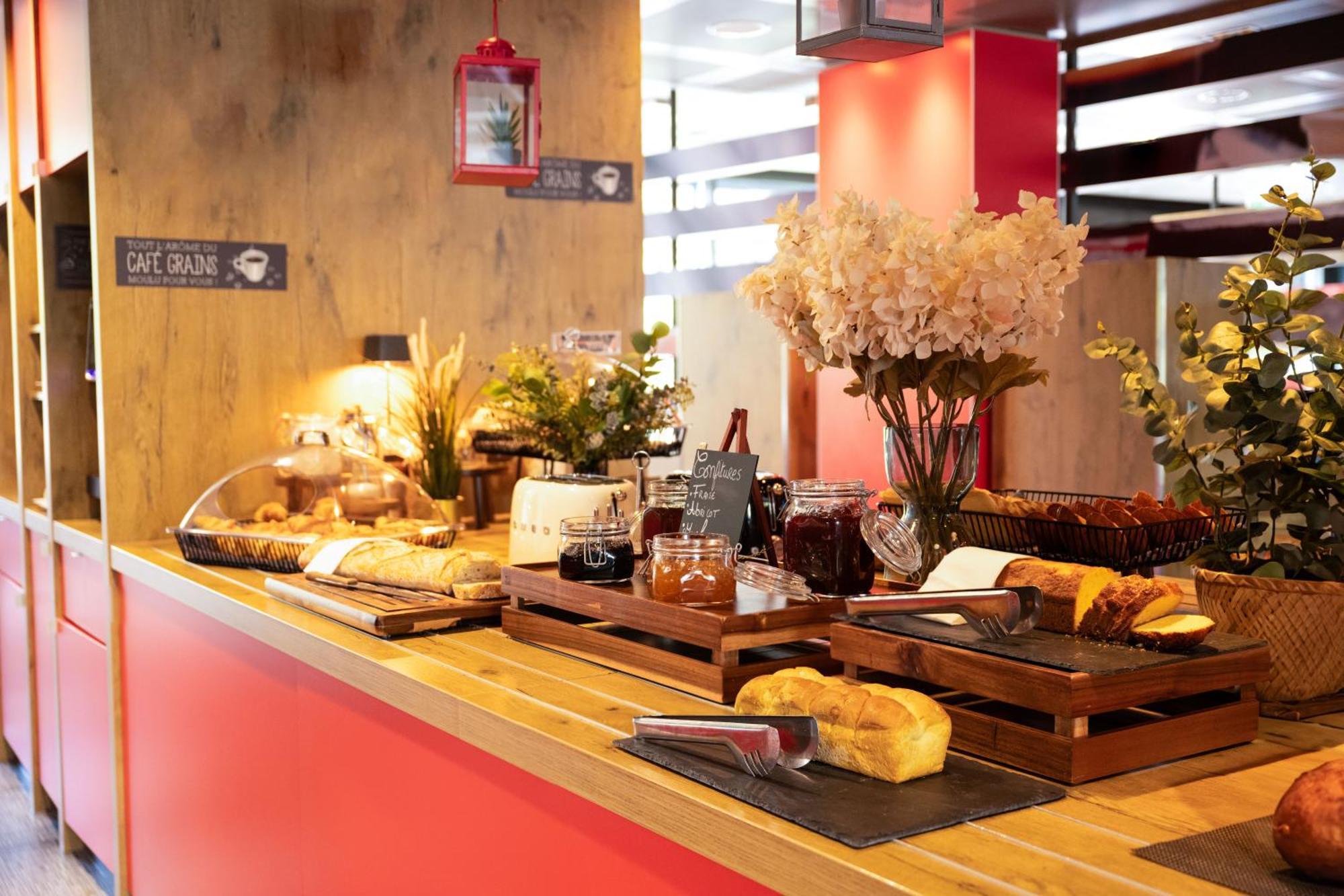 Hotel ibis Genève Centre Nations Esterno foto