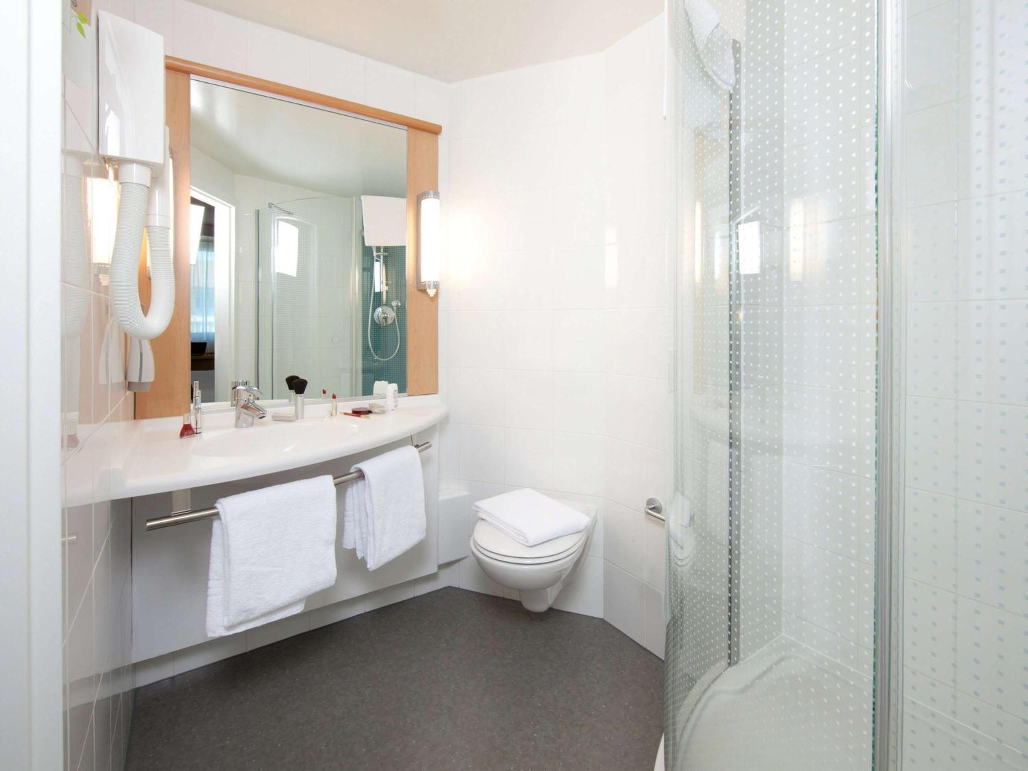 Hotel ibis Genève Centre Nations Esterno foto